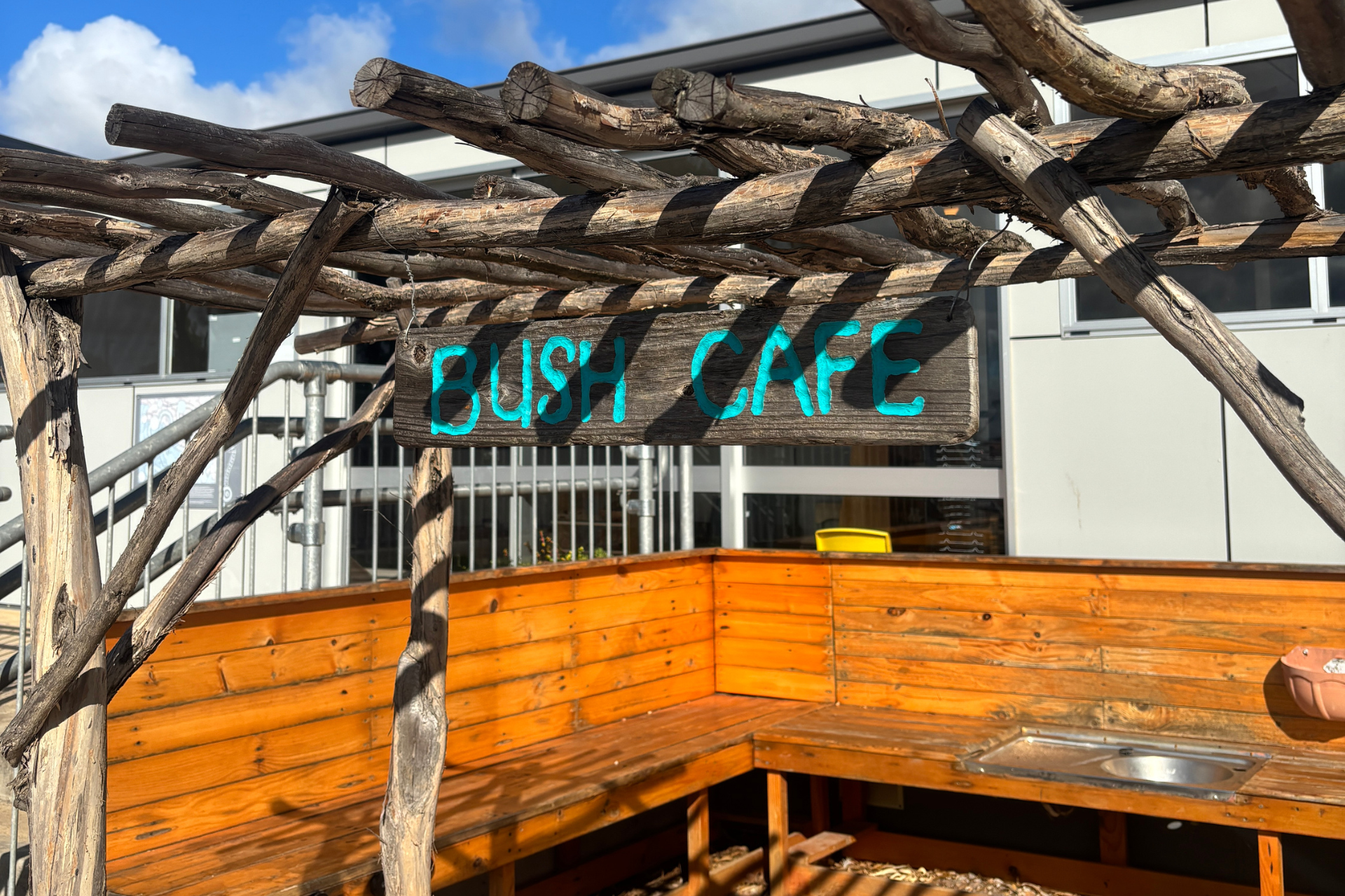 Bush cafe play sign